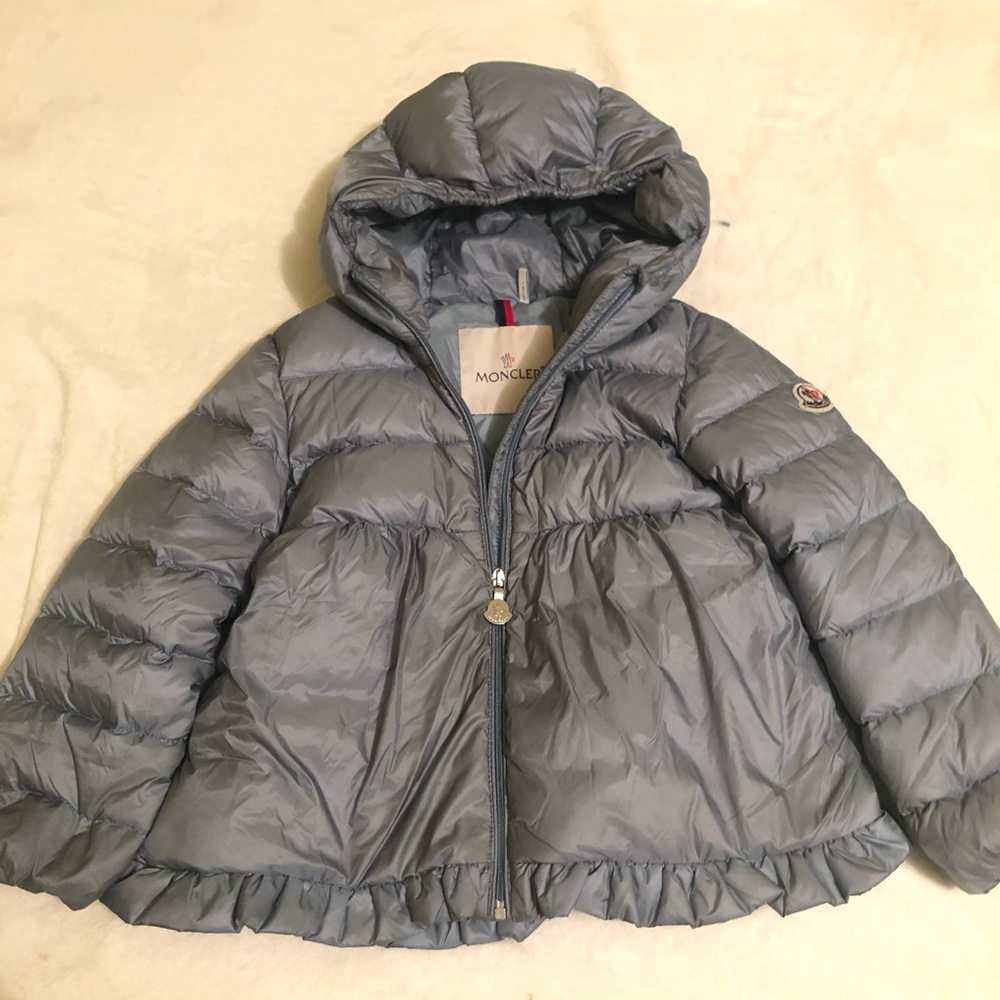 Moncler girls Coat size 3/4